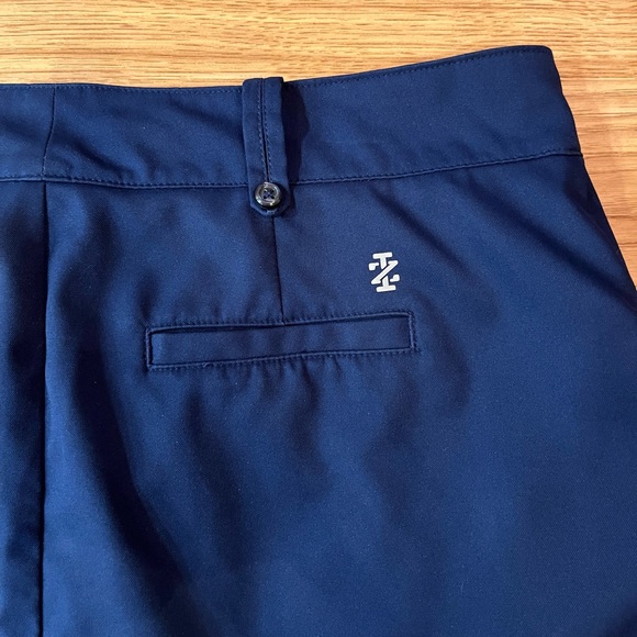 Izod Womens Skort Navy Blue Pockets Golf  Solid Zip Button Front Pleated Hem - Picture 6 of 9